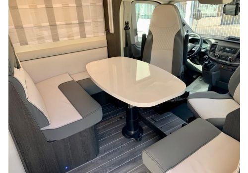 Low Profile Motorhome ROLLER TEAM Kronos 265 TL en Sale Occasion