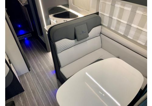 Low Profile Motorhome ROLLER TEAM Kronos 284 TL en Sale Occasion