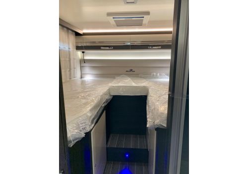 Low Profile Motorhome ROLLER TEAM Kronos 284 TL en Sale Occasion