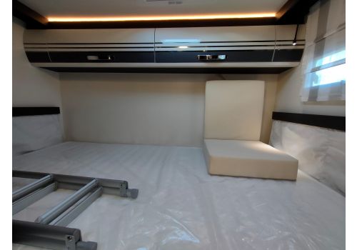 Low Profile Motorhome ROLLER TEAM Kronos 294 TL en Sale Occasion