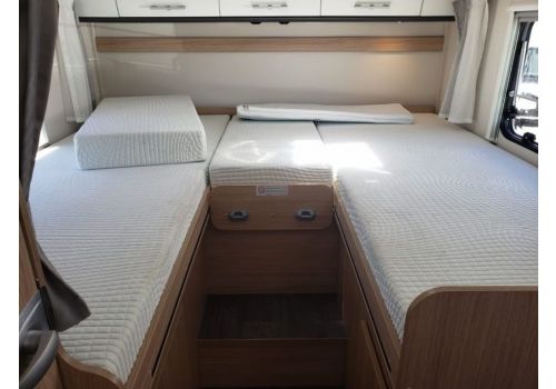 Low Profile Motorhome SUNLIGHT T 68 en Sale Occasion