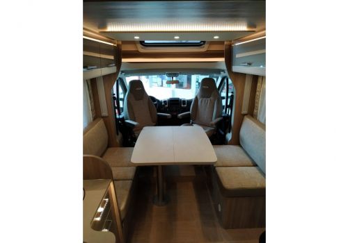 Low Profile Motorhome LMC Element T 758 G en Sale Occasion