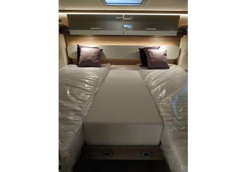 Low Profile Motorhome LMC Element T 758 G en Sale Occasion