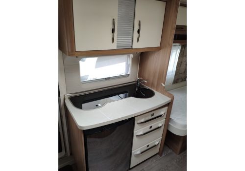 Caravan HOBBY 460 DL LUXE en Sale Occasion