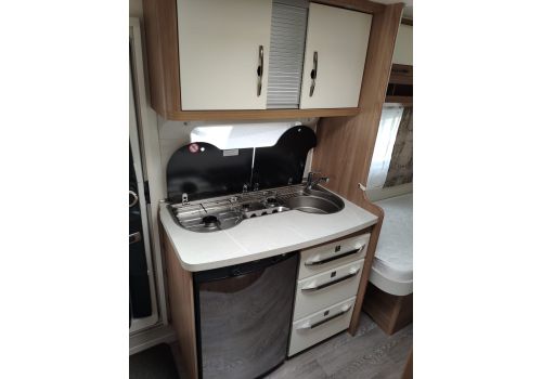 Caravan HOBBY 460 DL LUXE en Sale Occasion