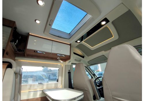 Camper Van RAPIDO V55 Modelo 2022 en Sale Occasion