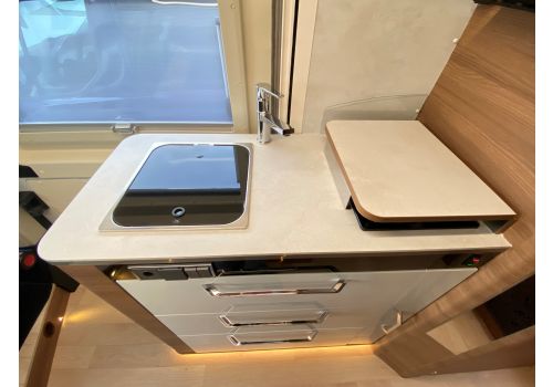 Camper Van RAPIDO V65 XL Modelo 2022 en Sale Occasion