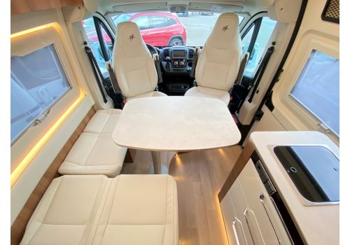 Camper Van RAPIDO V65 XL Modelo 2022 en Sale Occasion