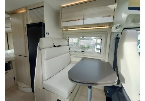 Camper Van DREAMER D55 Exclusive Fun en Sale Occasion