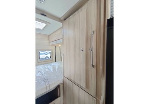 Camper Van DREAMER D55 Exclusive Fun en Sale Occasion