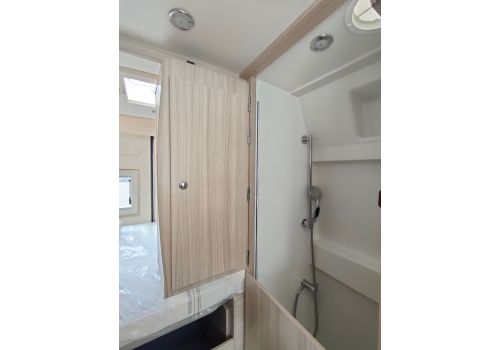 Camper Van DREAMER D55 Exclusive Fun en Sale Occasion