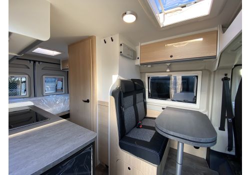 Camper Van SUNLIGHT Cliff 600 en Sale Occasion