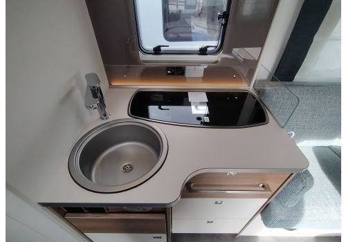 Low Profile Motorhome DETHLEFFS Trend 90 T7057 DBL Modelo 2022 en Sale Occasion