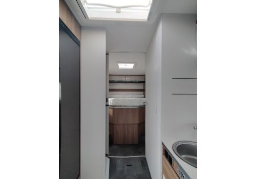 Low Profile Motorhome DETHLEFFS Trend 90 T7057 DBL Modelo 2022 en Sale Occasion