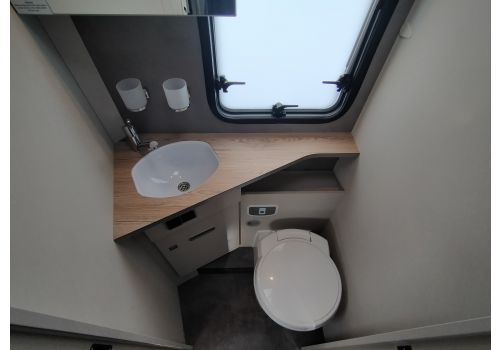 Low Profile Motorhome DETHLEFFS Trend 90 T7057 DBL Modelo 2022 en Sale Occasion