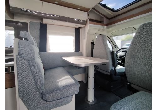 Low Profile Motorhome DETHLEFFS Trend 90 T7057 EB Modelo 2022 en Sale Occasion