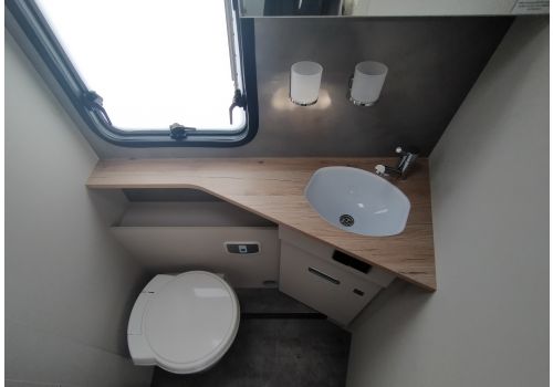 Low Profile Motorhome DETHLEFFS Trend 90 T7057 EB Modelo 2022 en Sale Occasion
