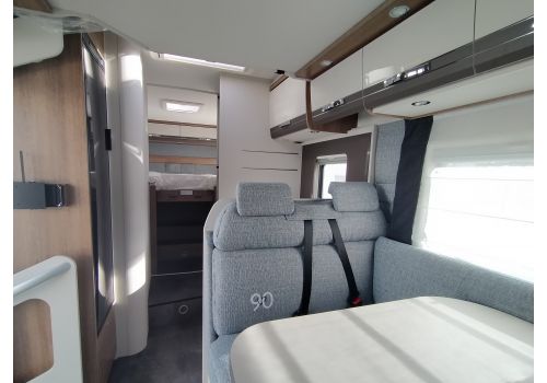 Low Profile Motorhome DETHLEFFS Trend 90 T7057 EB Modelo 2022 en Sale Occasion