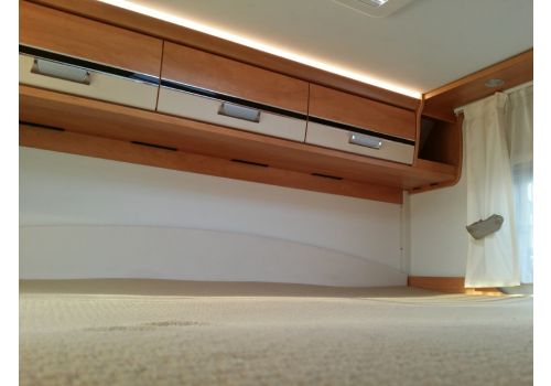 Low Profile Motorhome DETHLEFFS Globebus T-11 en Sale Occasion