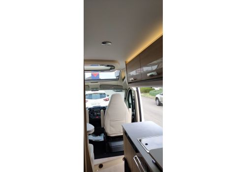Camper Van DREAMER Select D51 Modelo 2022 en Sale Occasion