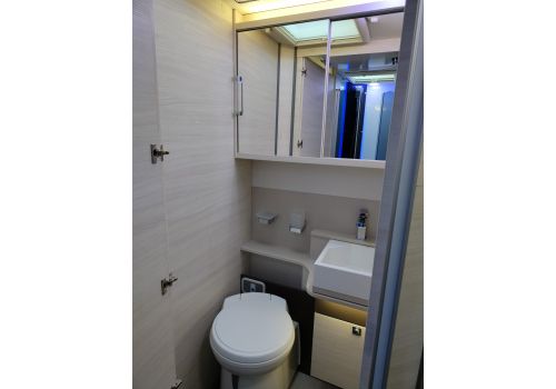 Low Profile Motorhome CHALLENGER Mageo Premium 348 en Sale Occasion