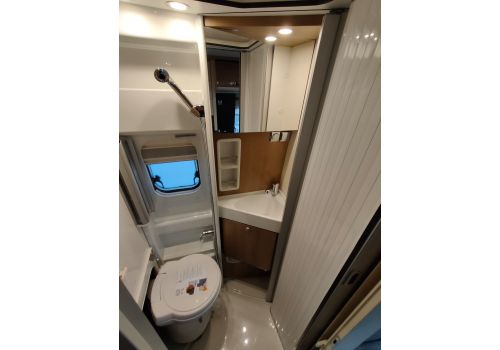 Camper Van MALIBU 600 DBK Family for 4 en Sale Occasion