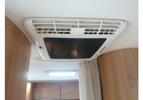 Low Profile Motorhome BURSTNER Ixeo T 720 en Sale Occasion