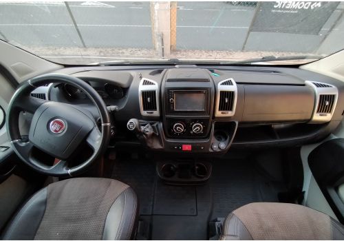 Low Profile Motorhome SUNLIGHT T69L en Sale Occasion