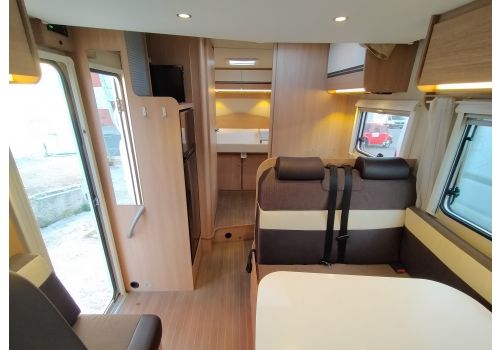Low Profile Motorhome SUNLIGHT T69L en Sale Occasion