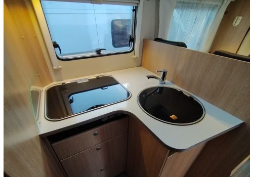 Low Profile Motorhome SUNLIGHT T69L en Sale Occasion