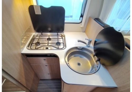 Low Profile Motorhome SUNLIGHT T69L en Sale Occasion