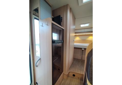 Low Profile Motorhome SUNLIGHT T69L en Sale Occasion
