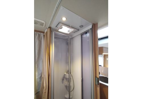 Low Profile Motorhome SUNLIGHT T69L en Sale Occasion