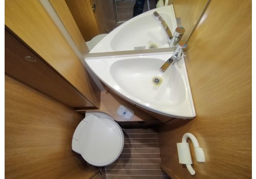 Low Profile Motorhome SUNLIGHT T69L en Sale Occasion
