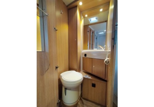 Low Profile Motorhome SUNLIGHT T69L en Sale Occasion