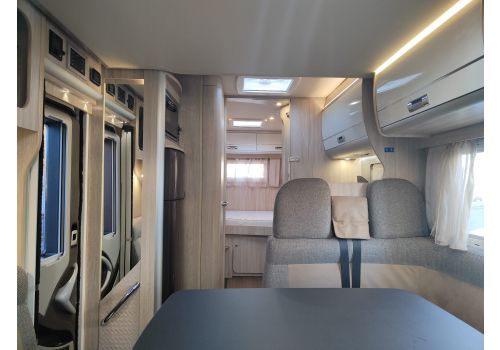 Low Profile Motorhome LAIKA Ecovip 390 en Sale Occasion