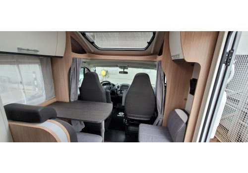 Low Profile Motorhome SUNLIGHT T 60 en Rent