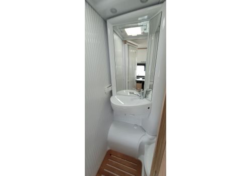 Low Profile Motorhome SUNLIGHT T 60 en Rent