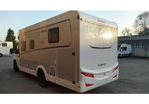 Low Profile Motorhome DETHLEFFS Trend T7057 DBM Modelo 2022 en Sale Occasion