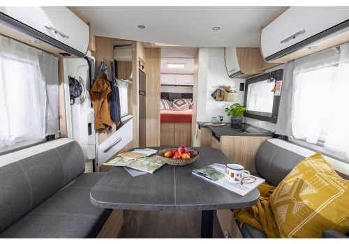 Low Profile Motorhome SUNLIGHT T 69 LC Modelo 2022 en Sale Occasion