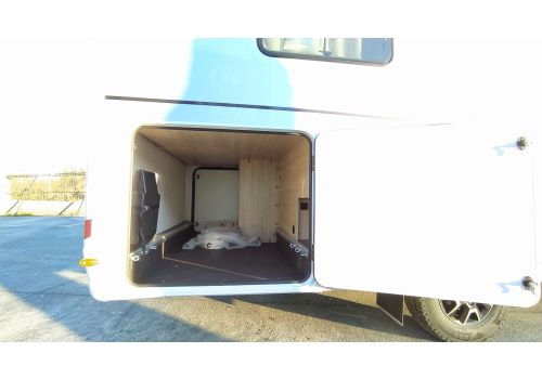 Low Profile Motorhome SUNLIGHT T 69 LC Modelo 2022 en Sale Occasion