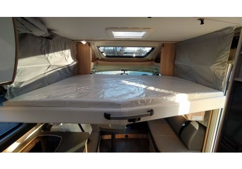 Low Profile Motorhome SUNLIGHT T 69 LC Modelo 2022 en Sale Occasion