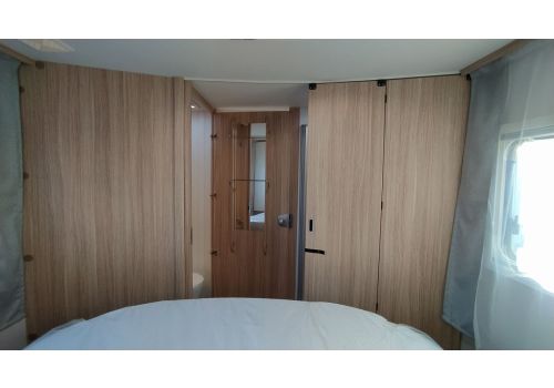 Low Profile Motorhome SUNLIGHT T 69 LC Modelo 2022 en Sale Occasion