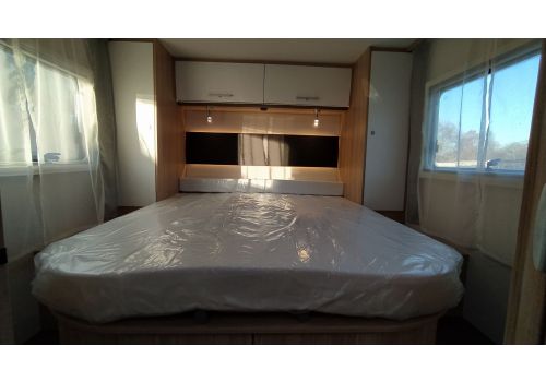 Low Profile Motorhome SUNLIGHT T 69 LC Modelo 2022 en Sale Occasion