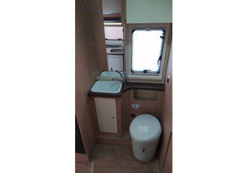 Low Profile Motorhome ITINEO PC640 Spirit Edition Modelo 2022 en Sale Occasion