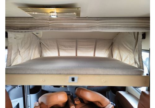 Integral Motorhome BURSTNER AVIANO I 727 en Sale Occasion