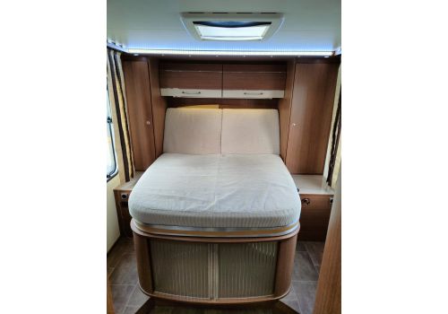 Integral Motorhome BURSTNER AVIANO I 727 en Sale Occasion