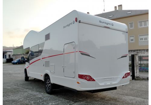 Capuchina Motorhome SUNLIGHT A72 en Sale Occasion