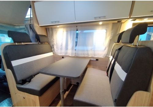 Capuchina Motorhome SUNLIGHT A72 en Sale Occasion