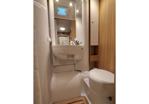 Capuchina Motorhome SUNLIGHT A72 en Sale Occasion
